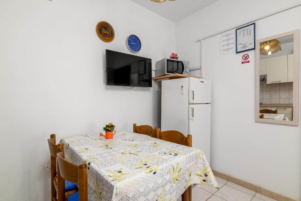 Apartment By The Sea Banjole, - 2229 *